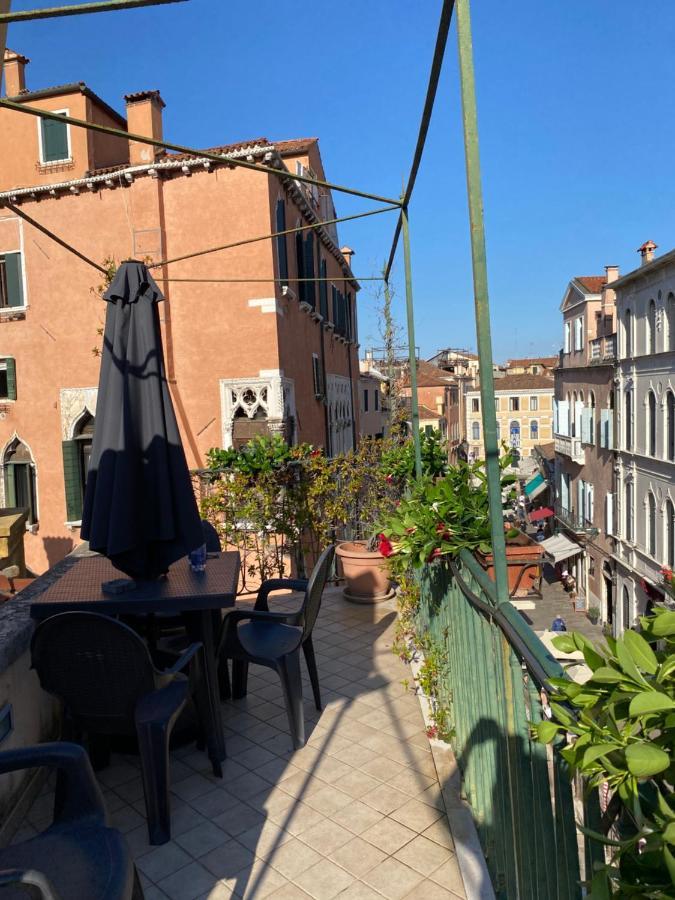 Residenza De L'Osmarin Suites Velence Kültér fotó