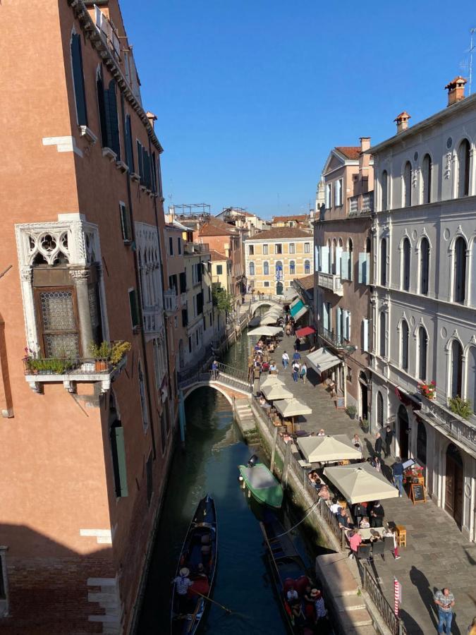 Residenza De L'Osmarin Suites Velence Kültér fotó