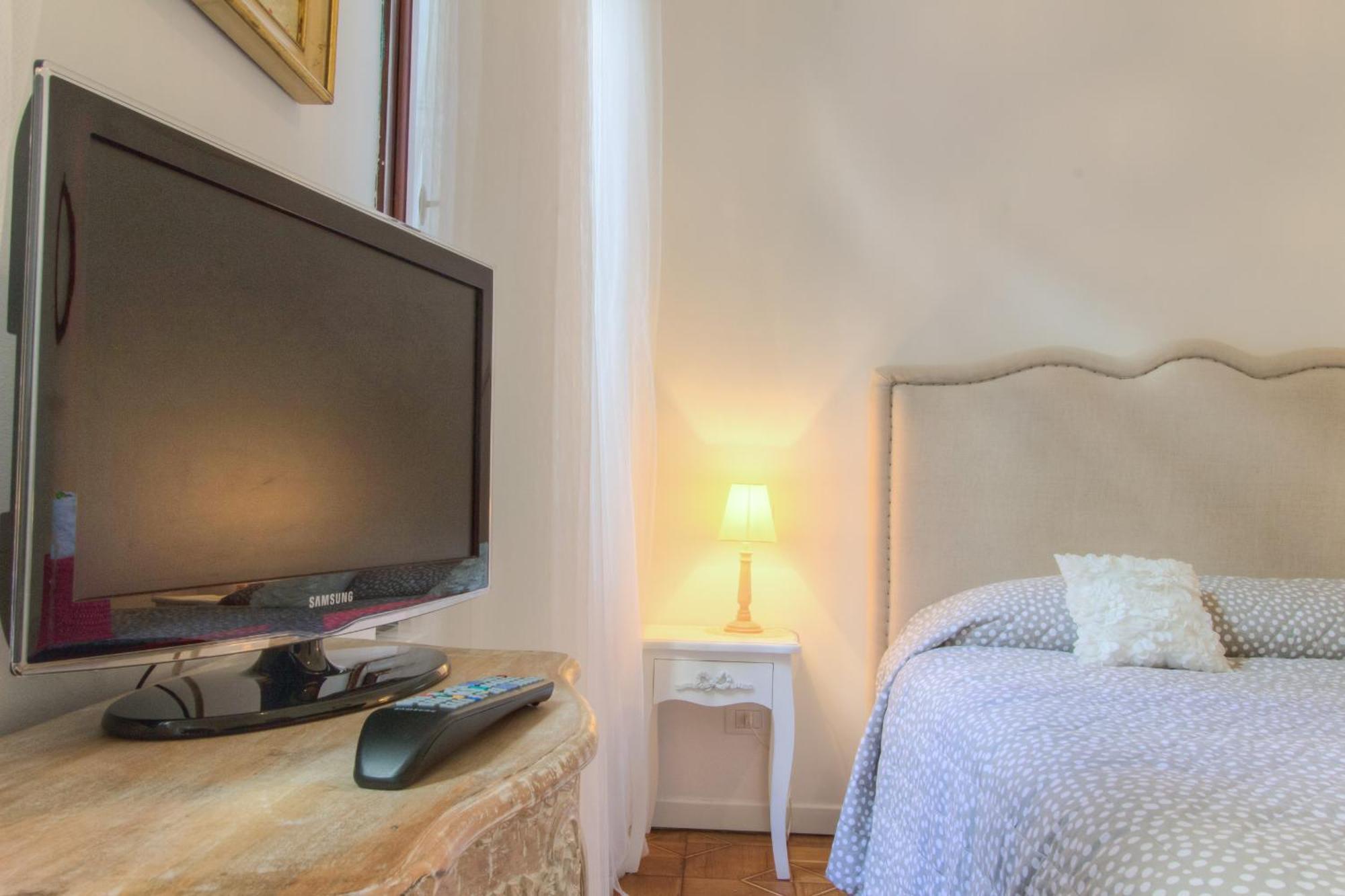 Residenza De L'Osmarin Suites Velence Kültér fotó