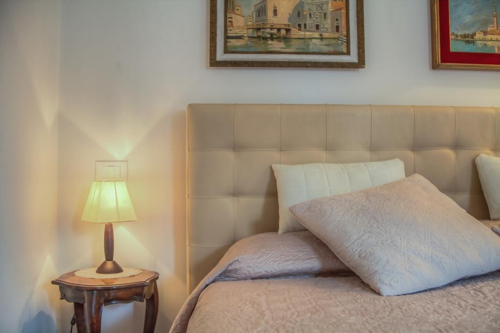 Residenza De L'Osmarin Suites Velence Kültér fotó