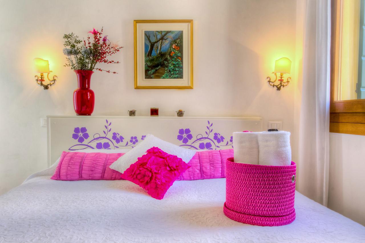 Residenza De L'Osmarin Suites Velence Kültér fotó
